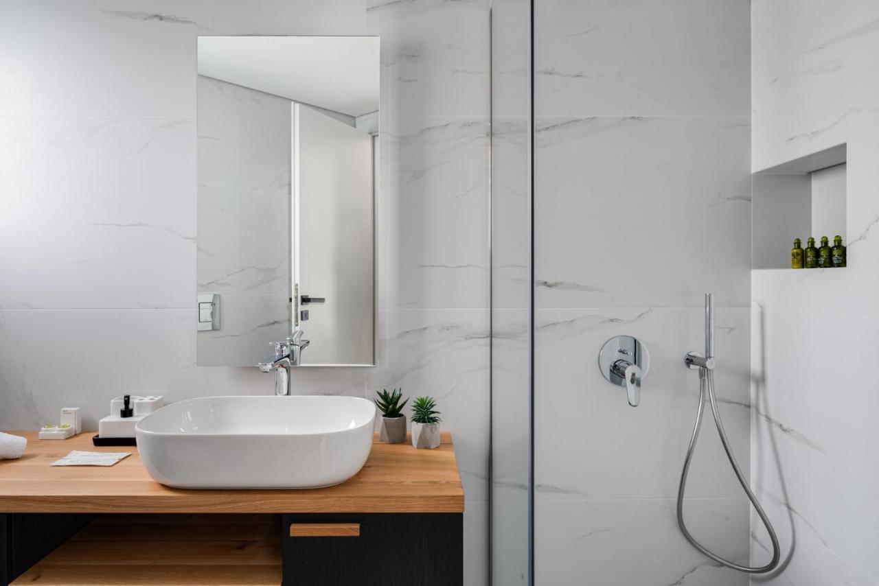 Athenian Riviera Luxurious Residence Bagian luar foto