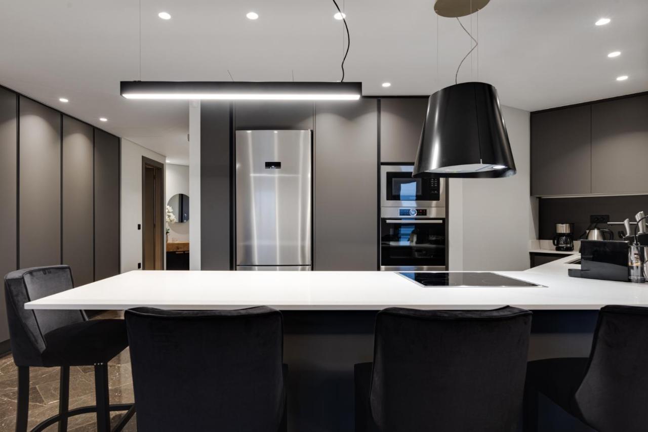Athenian Riviera Luxurious Residence Bagian luar foto