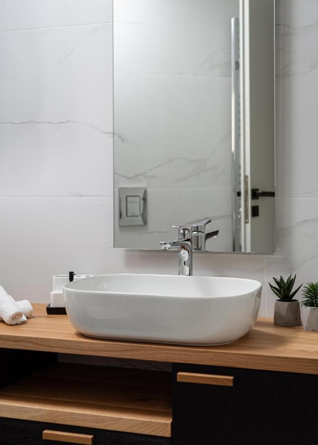 Athenian Riviera Luxurious Residence Bagian luar foto