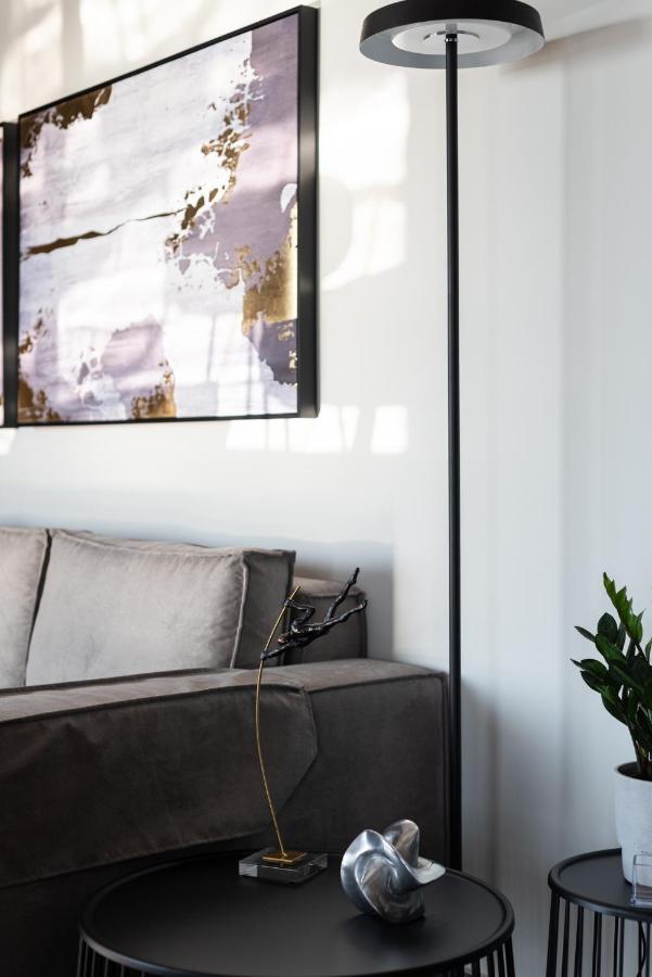 Athenian Riviera Luxurious Residence Bagian luar foto